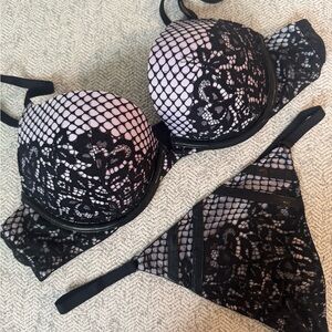 Victoria's Secret Black Lace Bra and matching panty
